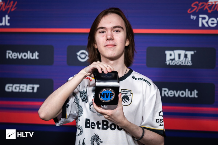 BigWei：这版本开团可能变少了 游戏时长对我们没什么影响